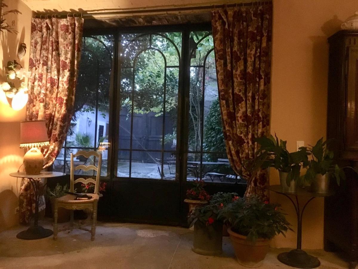 Campagne Baudeloup Bed & Breakfast L'Isle-sur-la-Sorgue Exterior photo
