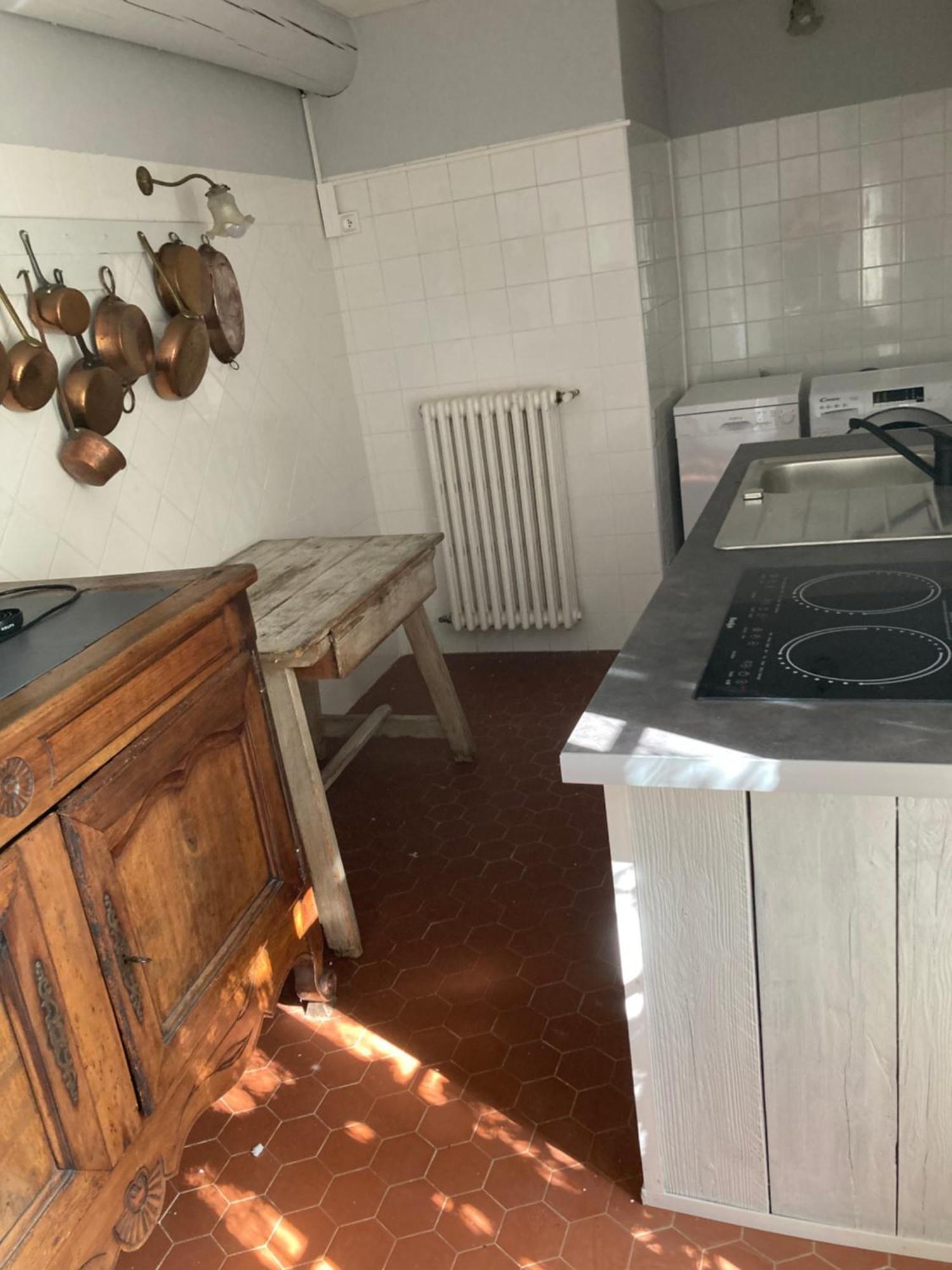 Campagne Baudeloup Bed & Breakfast L'Isle-sur-la-Sorgue Exterior photo