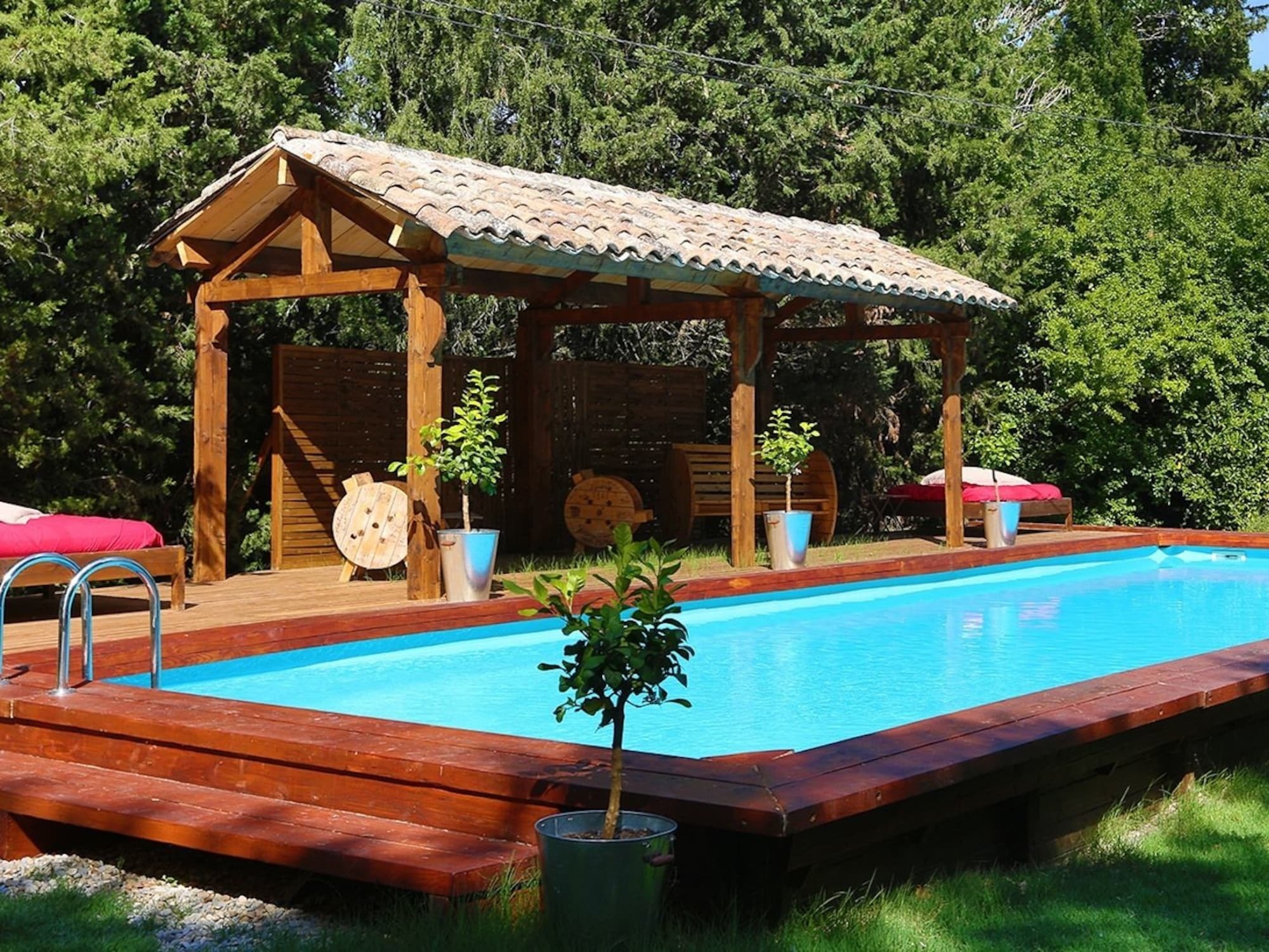 Campagne Baudeloup Bed & Breakfast L'Isle-sur-la-Sorgue Exterior photo